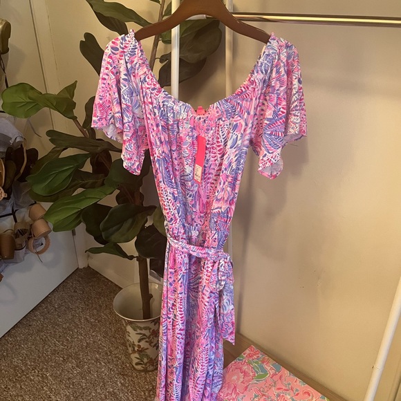 COPY - Moriah Midi Dress - Picture 2 of 6